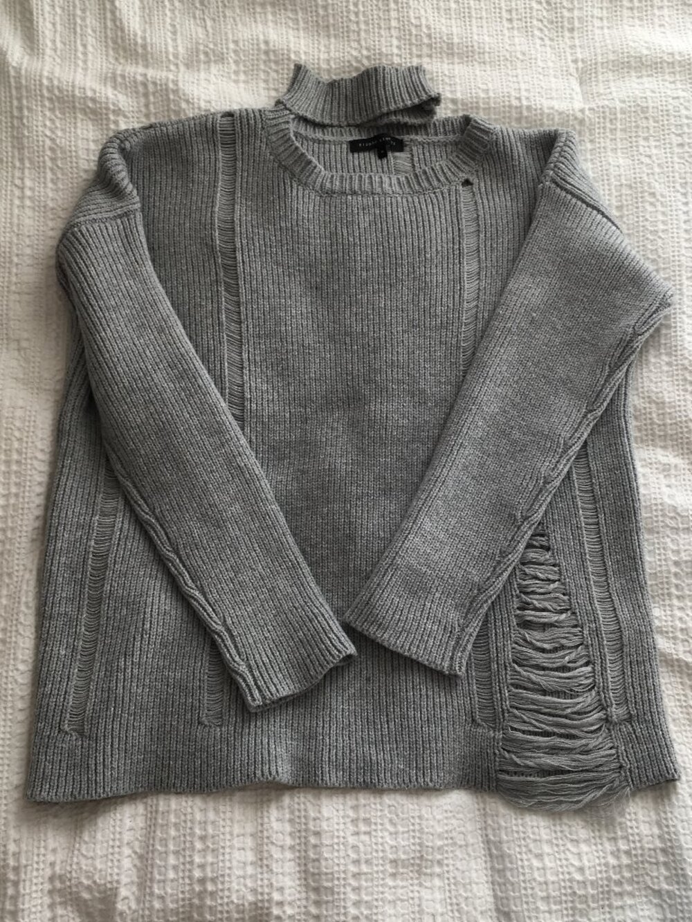 [Etophe Studios] Gray Distressed Choker Sweater Size M